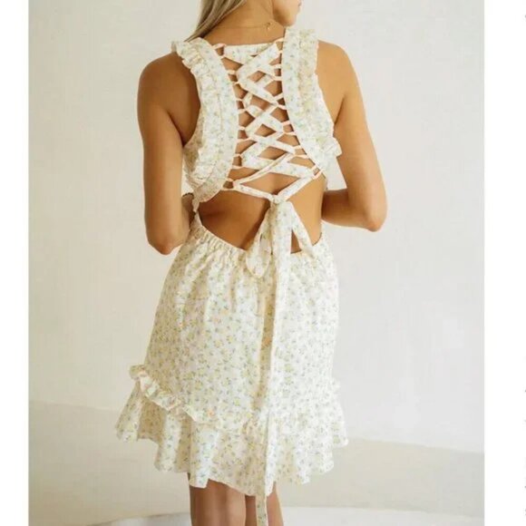 Mable Lexi Eyelet Lace Up Ruffle Cut Out Mini Dress Yellow Floral Size Small - Picture 6 of 12
